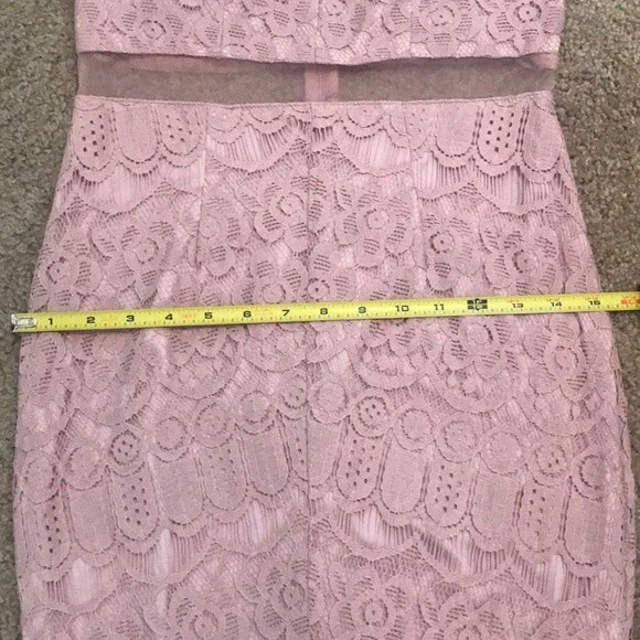 Pink Lace off shoulder Dress - Picture 9 of 10